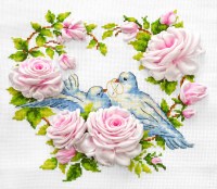Любовь и голуби- Набор для вышивания счетным крестом и лентами