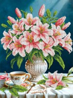 lilii-na-sinem-nabor-biserom